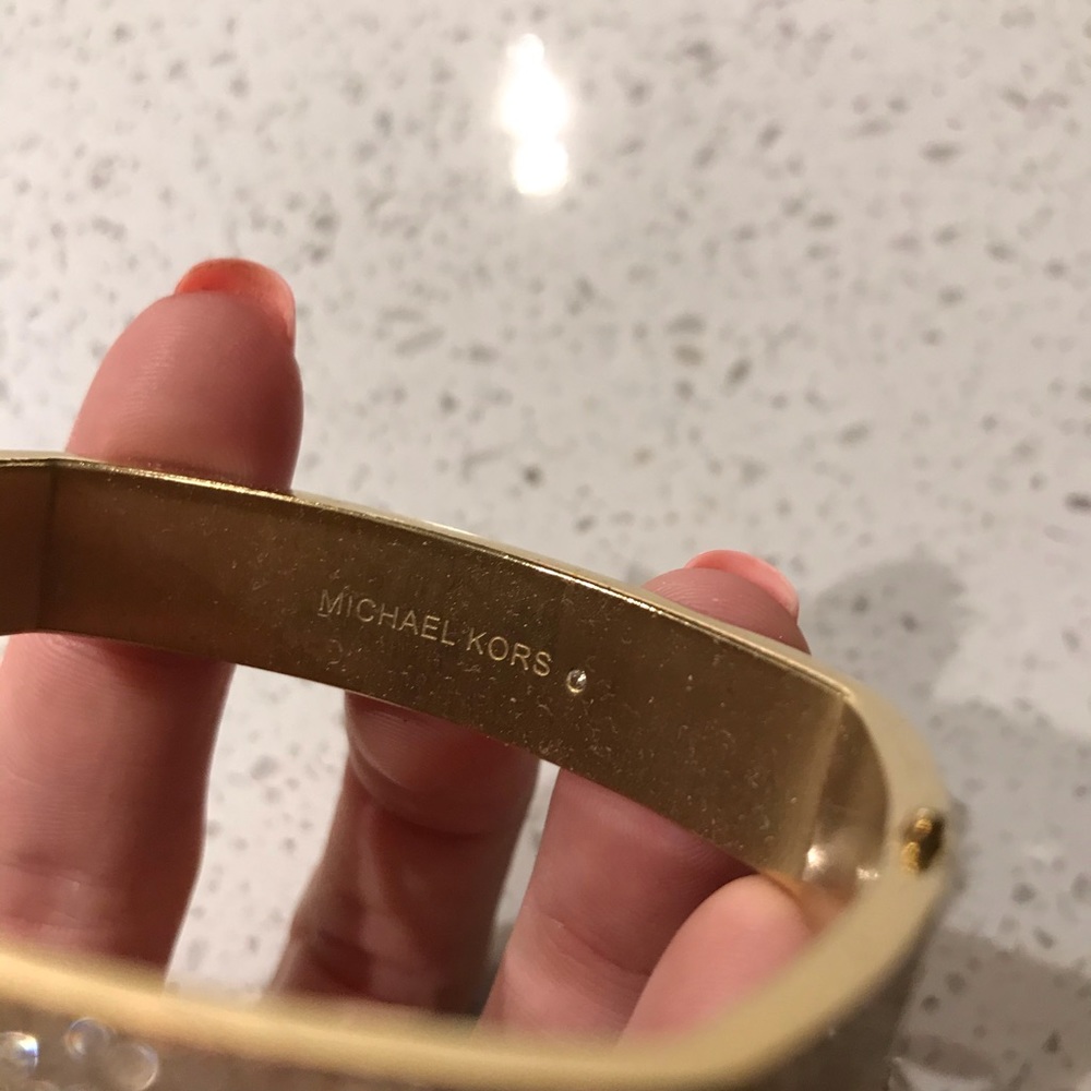 Michael kors bracelet - Picture 2 of 3